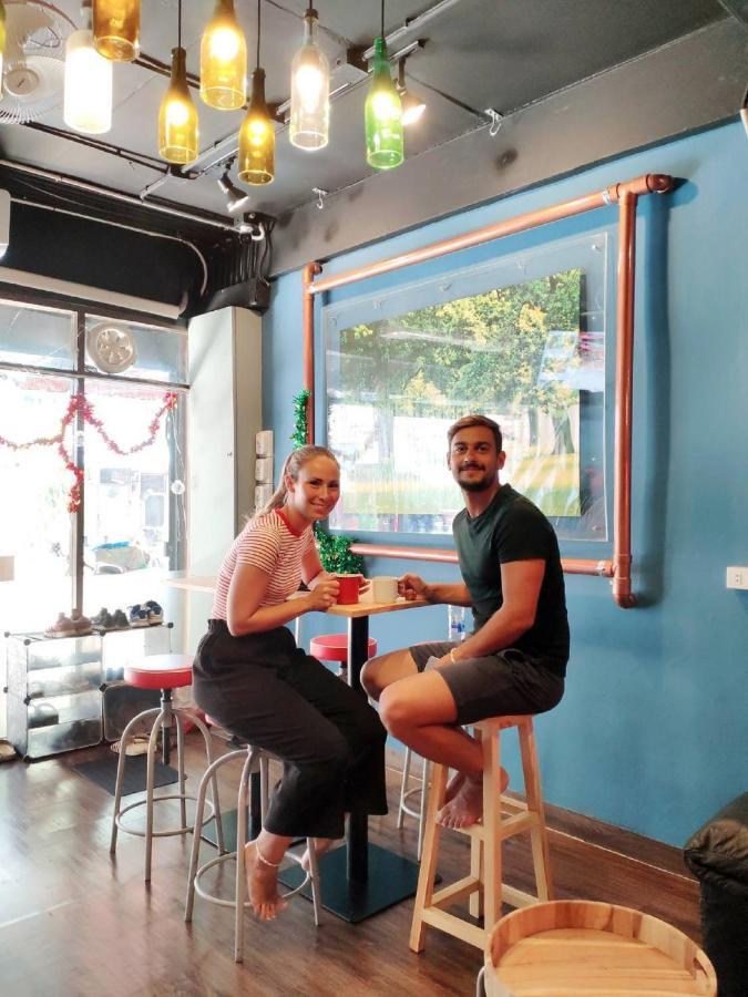Teegether Hostel Bangkok Eksteriør billede